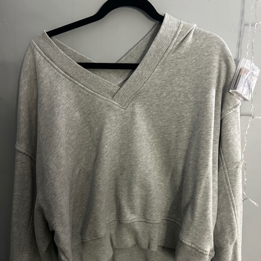 Aeire Cropped Hoodie